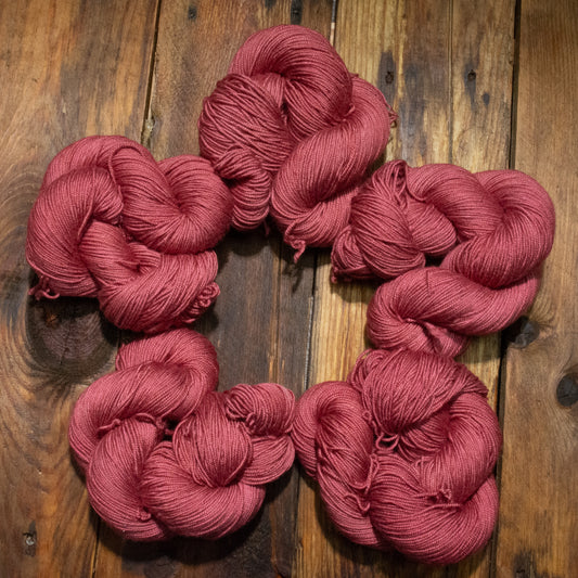 Light DK/Heavy Sport - Fil de Mérinos Soie non traitée - Hibiscus