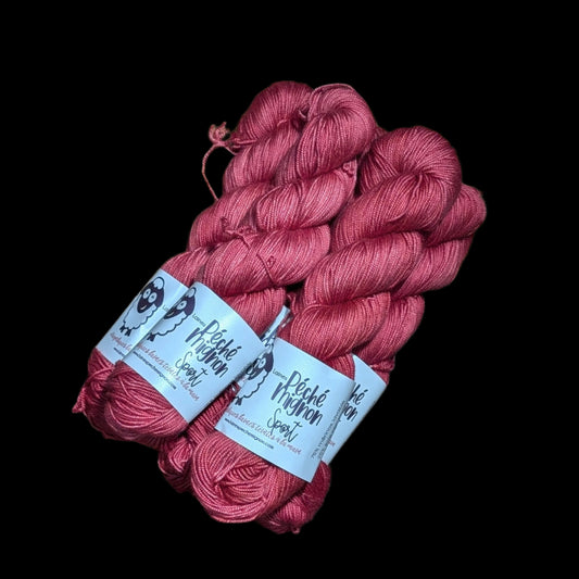 Light DK/Sport - Fil de Mérinos Soie Non Traitée - Hibiscus pâle