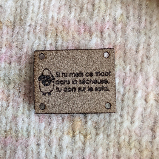 Étiquette lavable ultra suède pour tricot "Sécheuse"