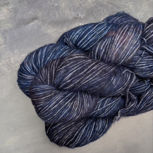 DK Nebula - bébé alpaga et coton non traité - teint à la demande