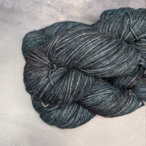 DK Nebula - bébé alpaga et coton non traité - teint à la demande