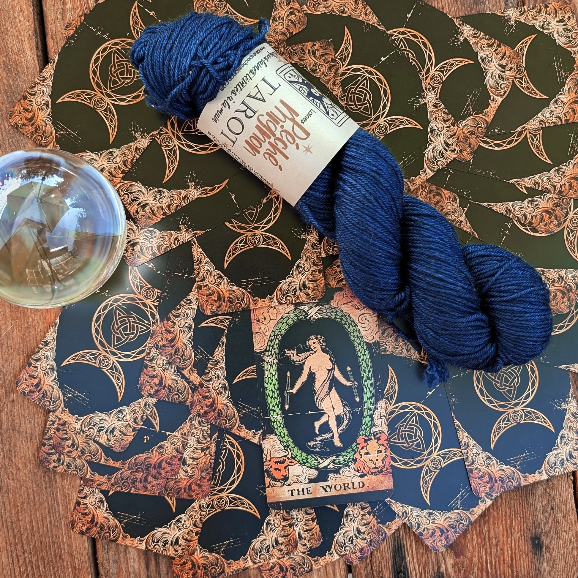 Tarot - Laine DK Mérinos yak et soie - Le monde