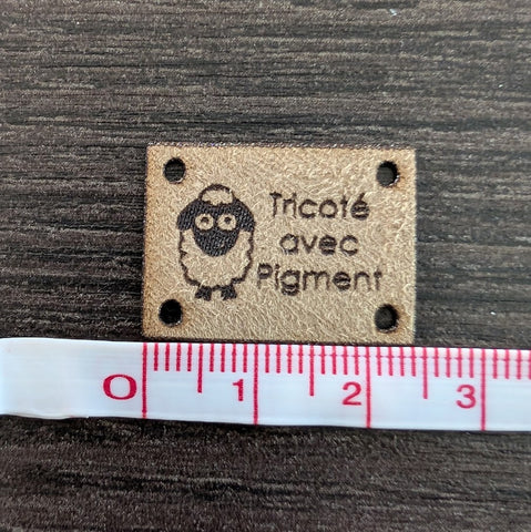 Étiquette lavable ultra suède pour tricot 