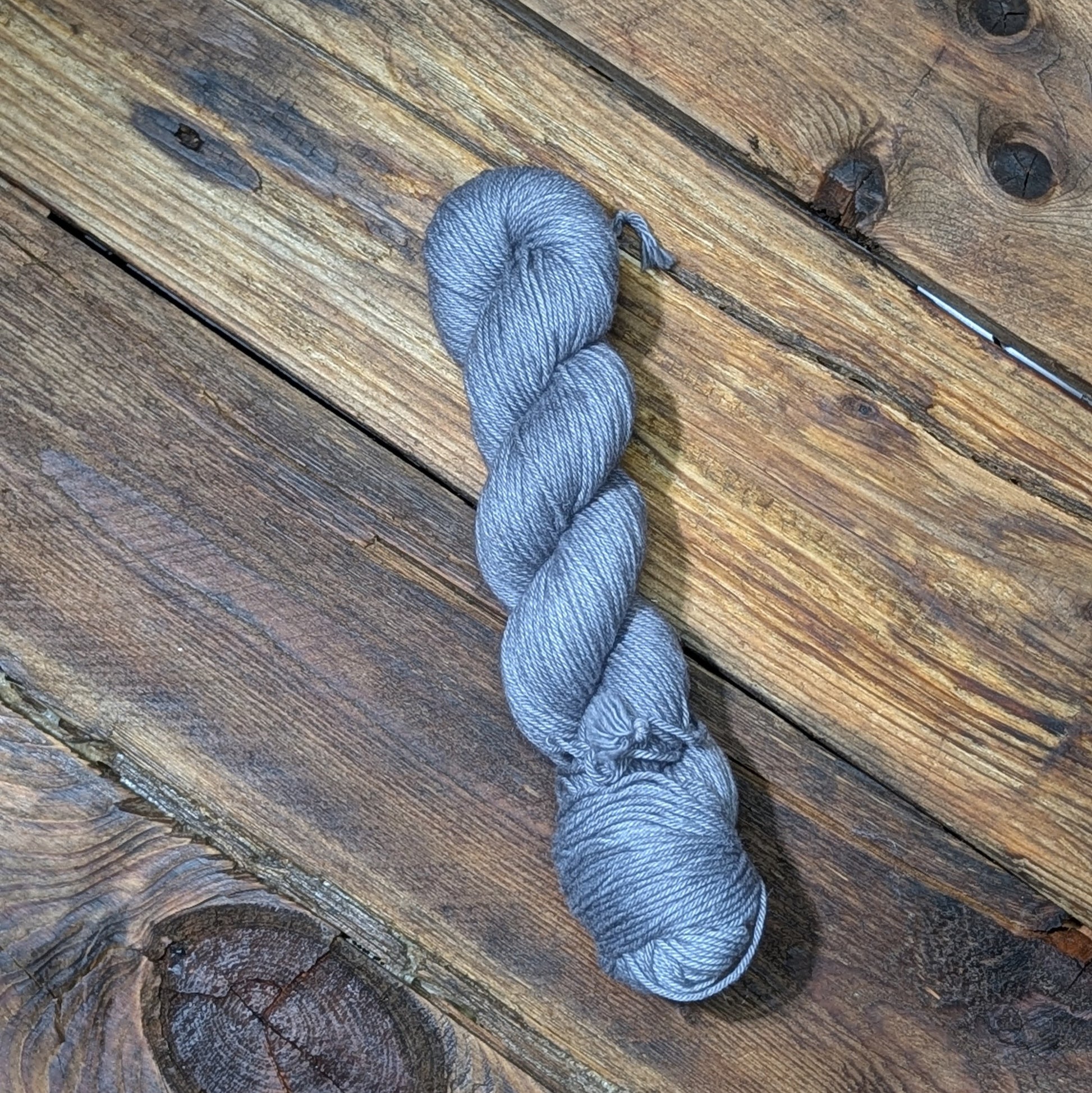 Écheveau à l'unité - DK mérinos - Gris perle