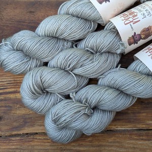 Laine Fingering mérinos soie superwash - Jardin des rêves