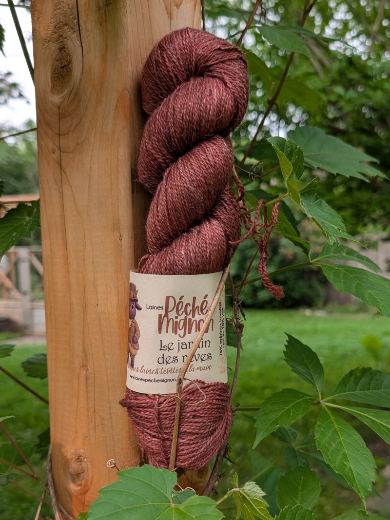 Laine Fingering mérinos yak lin superwash - Jardin des rêves - Rosa Obscura