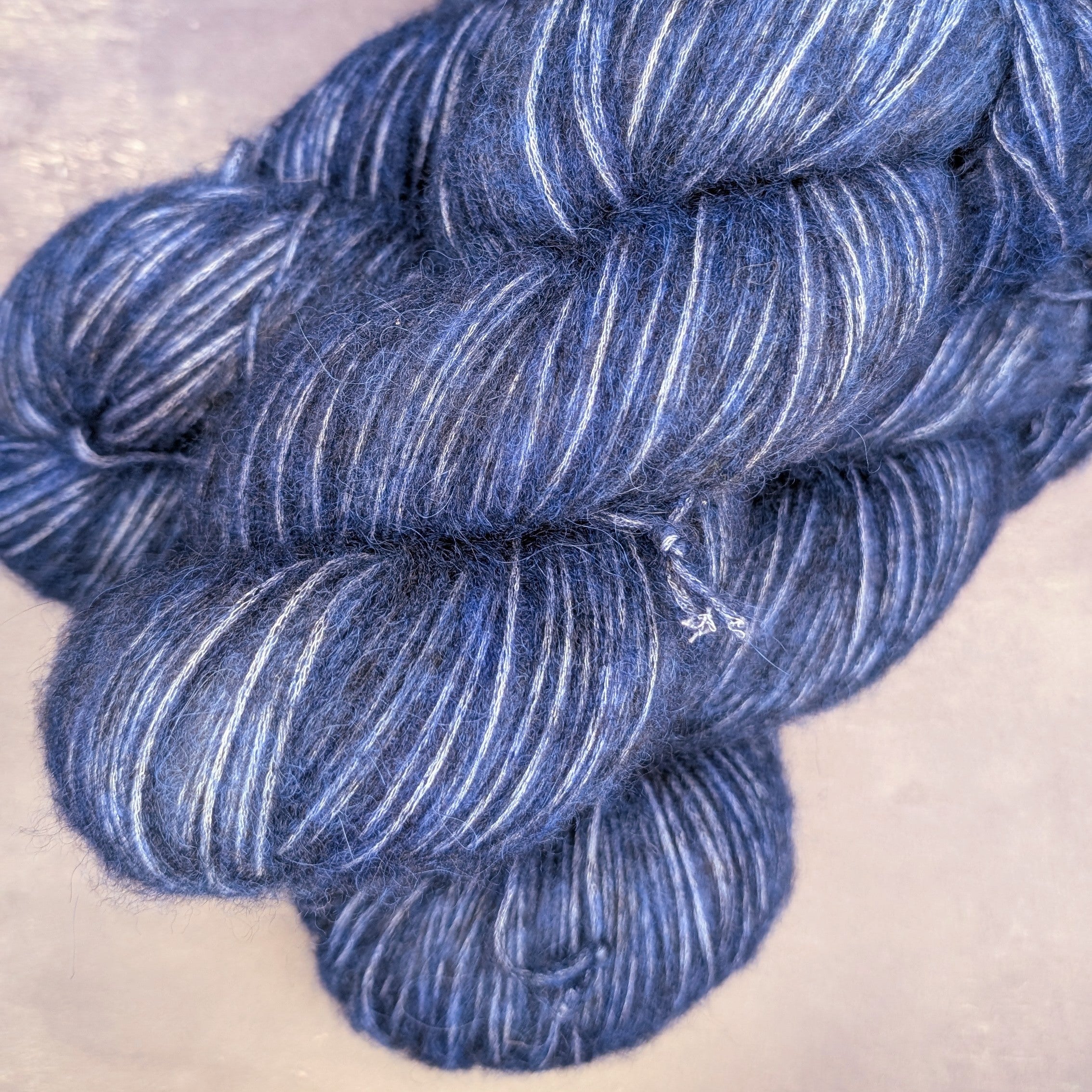 Fil à tricoter DK - Nebula - Bébé alpaga et coton - Ultramarine