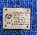 Étiquette lavable ultra suède pour tricot "le tricot c'est comme du yoga" série 2