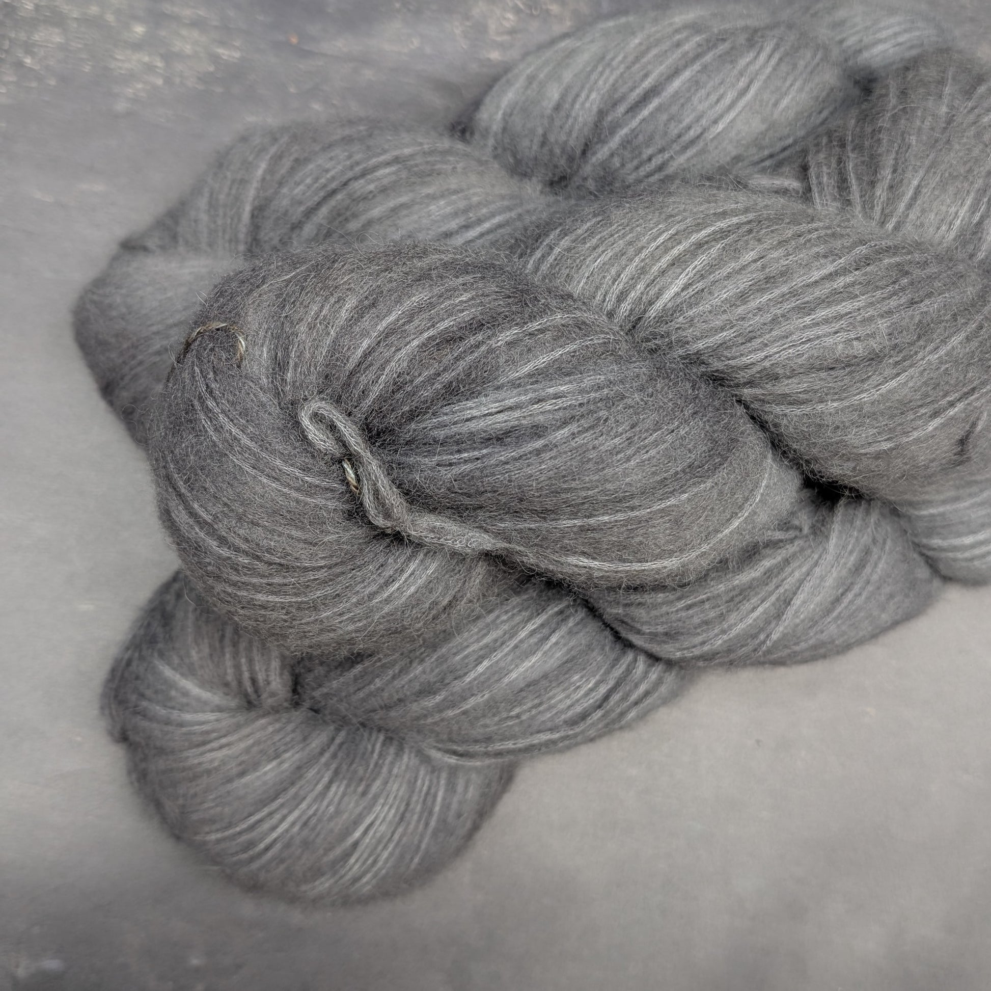 DK Nebula - bébé alpaga et coton non traité - teint à la demande