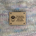 Étiquette à coudre lavable ultra suède pour tricot "J'ai survécu au syndrome de la 2e chaussette"
